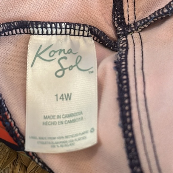 NWOT Women’s Kona Sol Keyhole Strap One Piece Swimsuit Size 14W - Picture 10 of 11